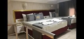 Rhythm Hotel Estambul