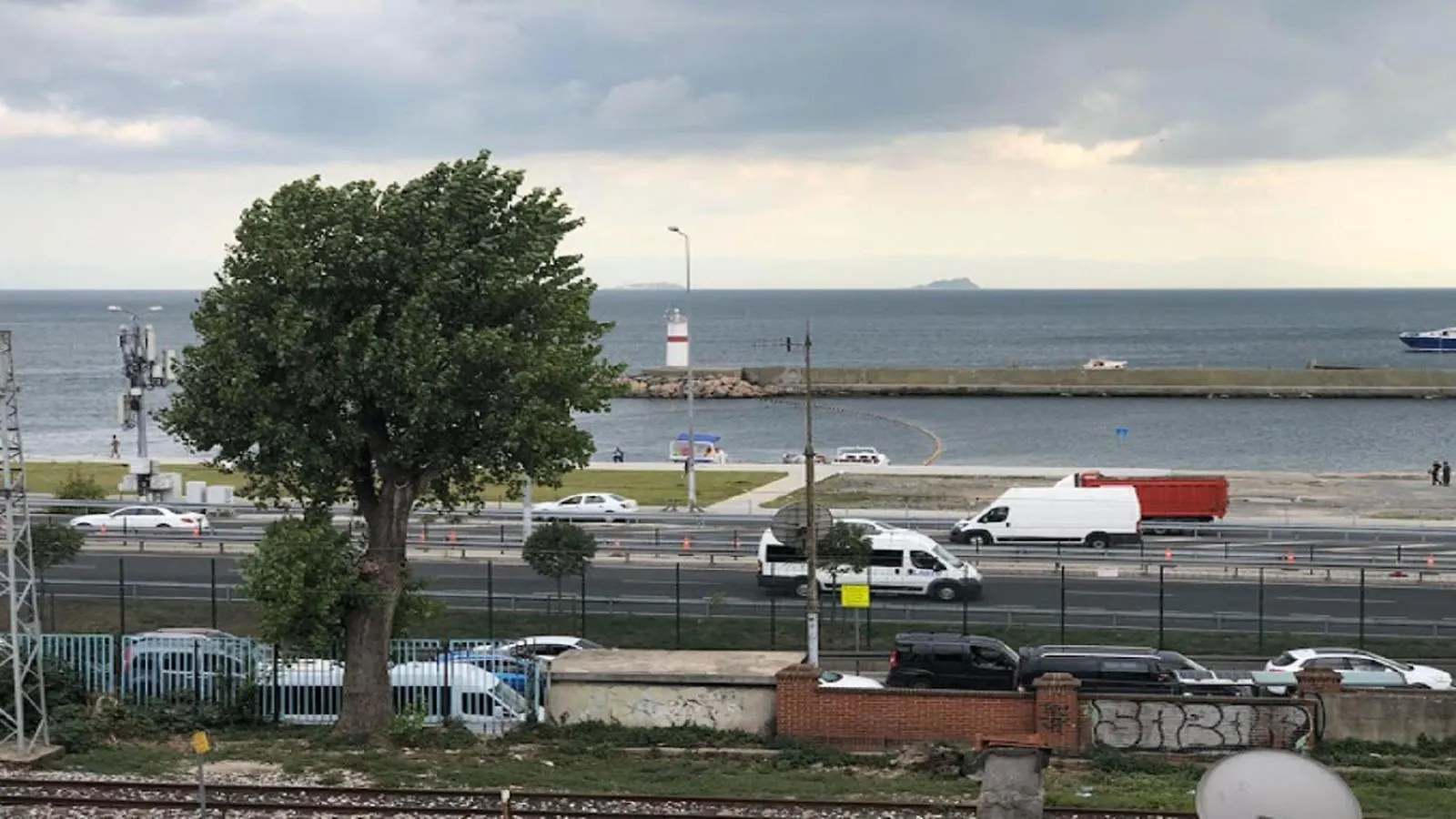 Rhythm Hotel Estambul 2*,