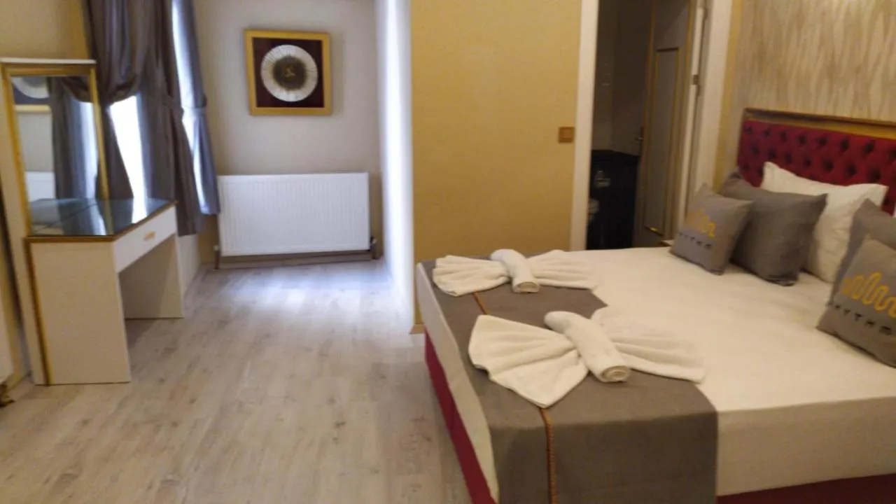 Rhythm Hotel Стамбул