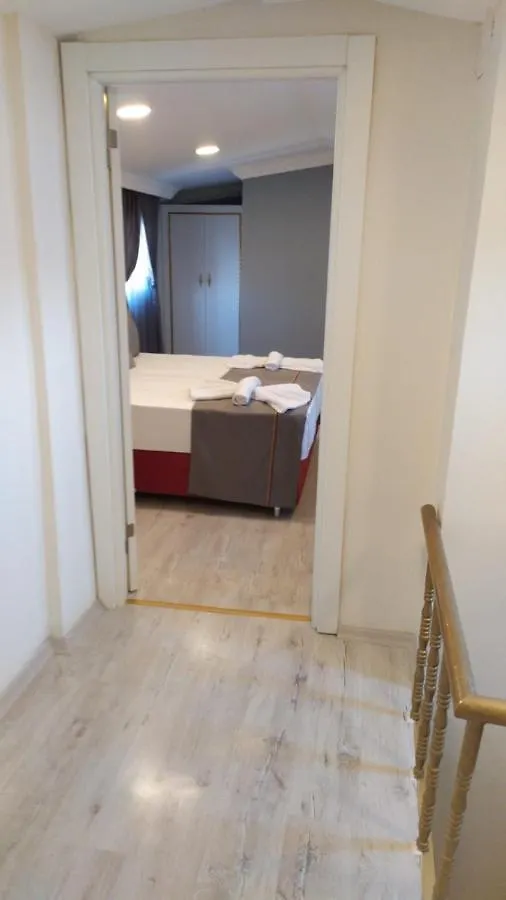 Rhythm Hotel Стамбул