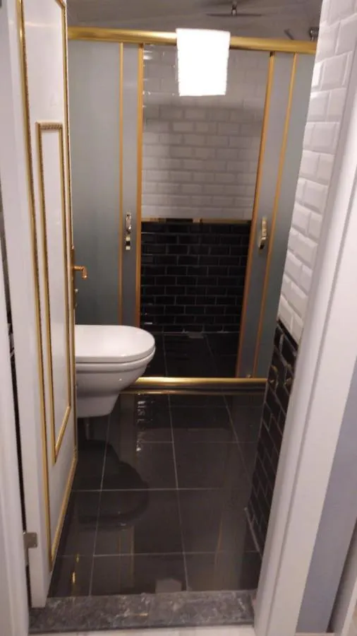 Rhythm Hotel Стамбул
